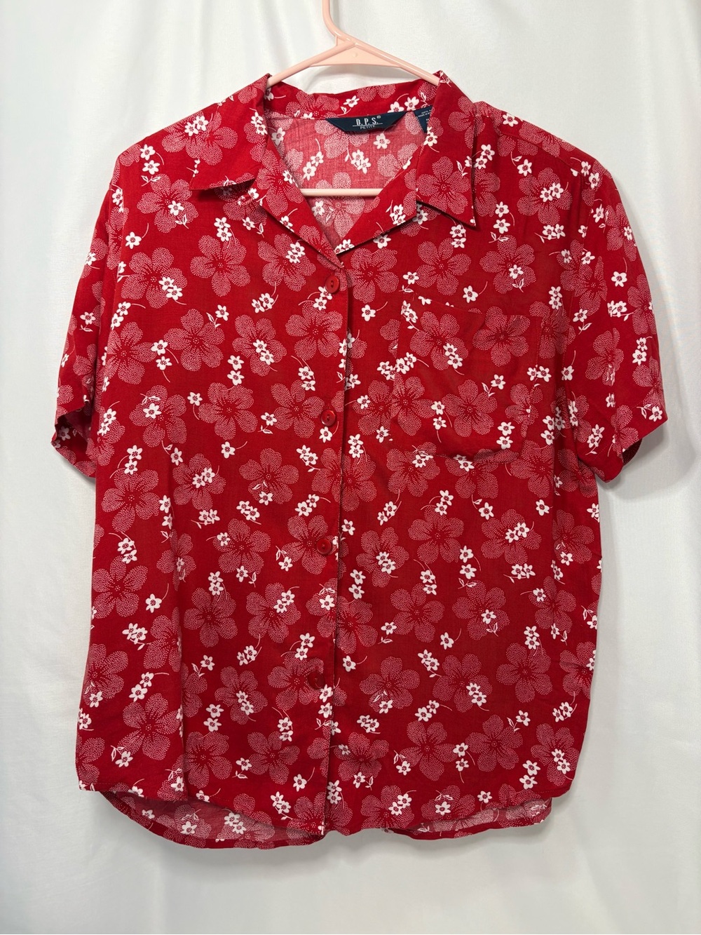 Vintage D.P.S. Petite Red Floral Short-Sleeve Women’s Button Down Shirt